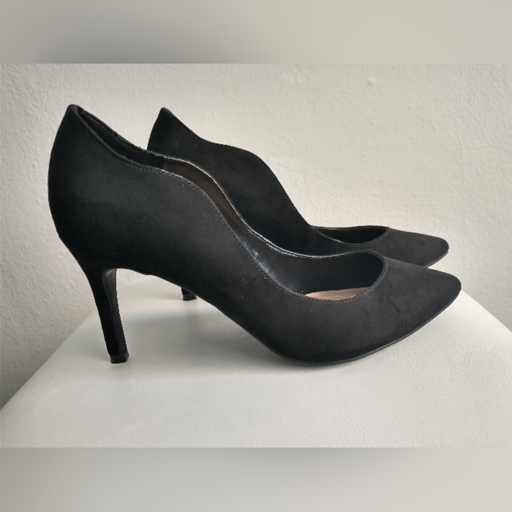 Black Suede Curved Heels_Kelly & Katie - Picture 3 of 10